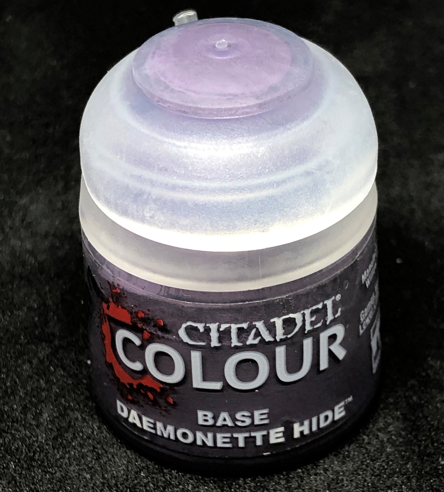 BASE Daemonette hide